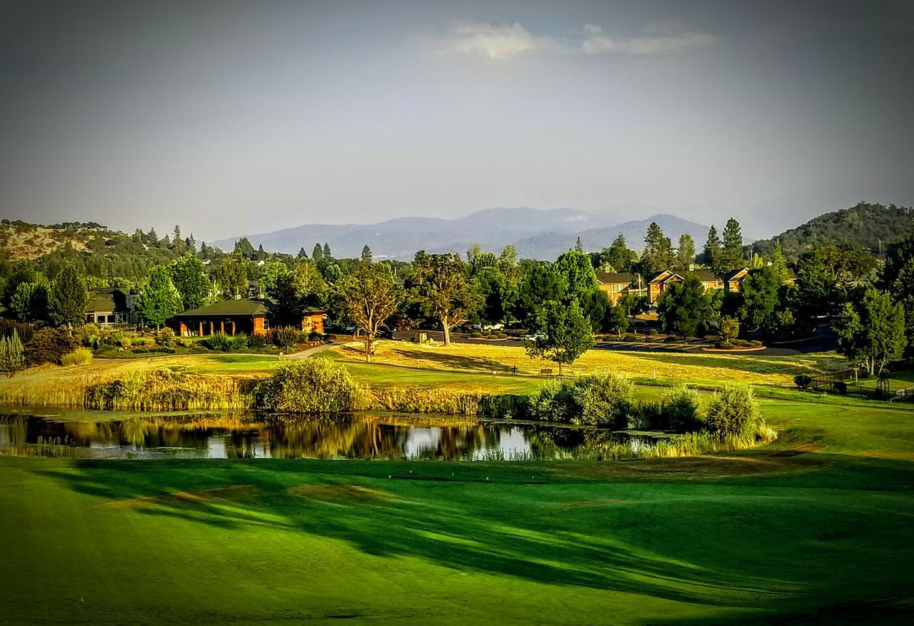 Resort At Eagle Point Golf Club Lodging Medford Exteriér fotografie