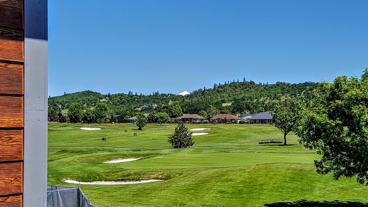 Resort At Eagle Point Golf Club Lodging Medford Exteriér fotografie