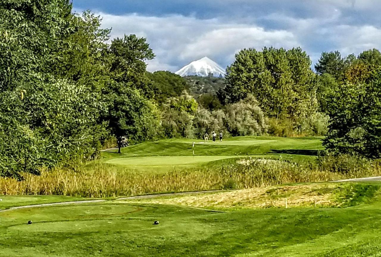 Resort At Eagle Point Golf Club Lodging Exteriér fotografie